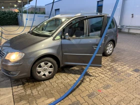 VW Touran 2.0TDI, снимка 4