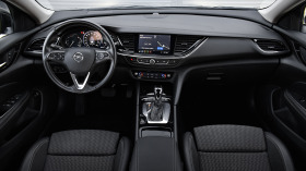 Opel Insignia Sports Tourer 2.0d Business Elegance Automatic, снимка 9