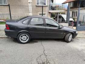 Обява за продажба на Opel Vectra 2.5 v6 Italia ~3 400 лв. - изображение 1
