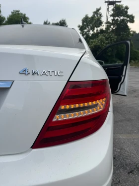 Обява за продажба на Mercedes-Benz C 300 4-Matic ~24 600 лв. - изображение 11