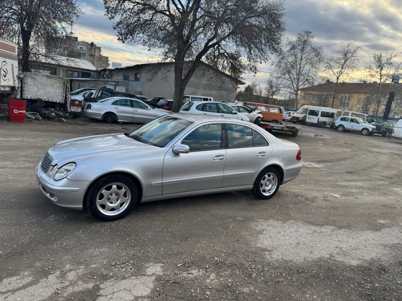 Mercedes-Benz E 220 220cdi, снимка 2 - Автомобили и джипове - 48548609