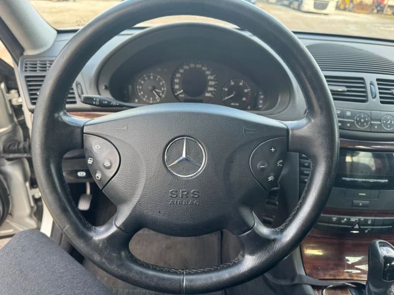 Mercedes-Benz E 220 220cdi, снимка 5 - Автомобили и джипове - 48548609