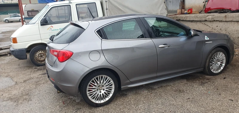 Alfa Romeo Giulietta 1750QV 235ks, снимка 15 - Автомобили и джипове - 49455181