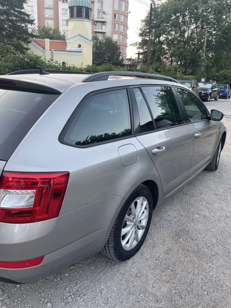 Skoda Octavia 1.4 TSI G-Tec МЕТАН, снимка 3 - Автомобили и джипове - 52554880