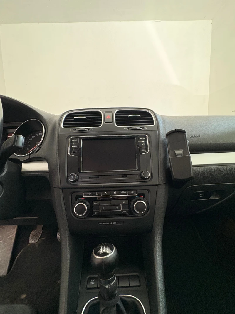 VW Golf MK6, снимка 11 - Автомобили и джипове - 52308547