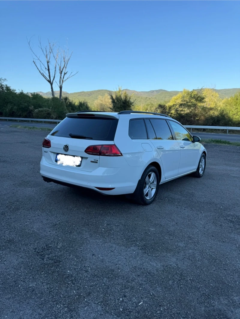 VW Golf 1.6 TDI, снимка 4 - Автомобили и джипове - 52686461