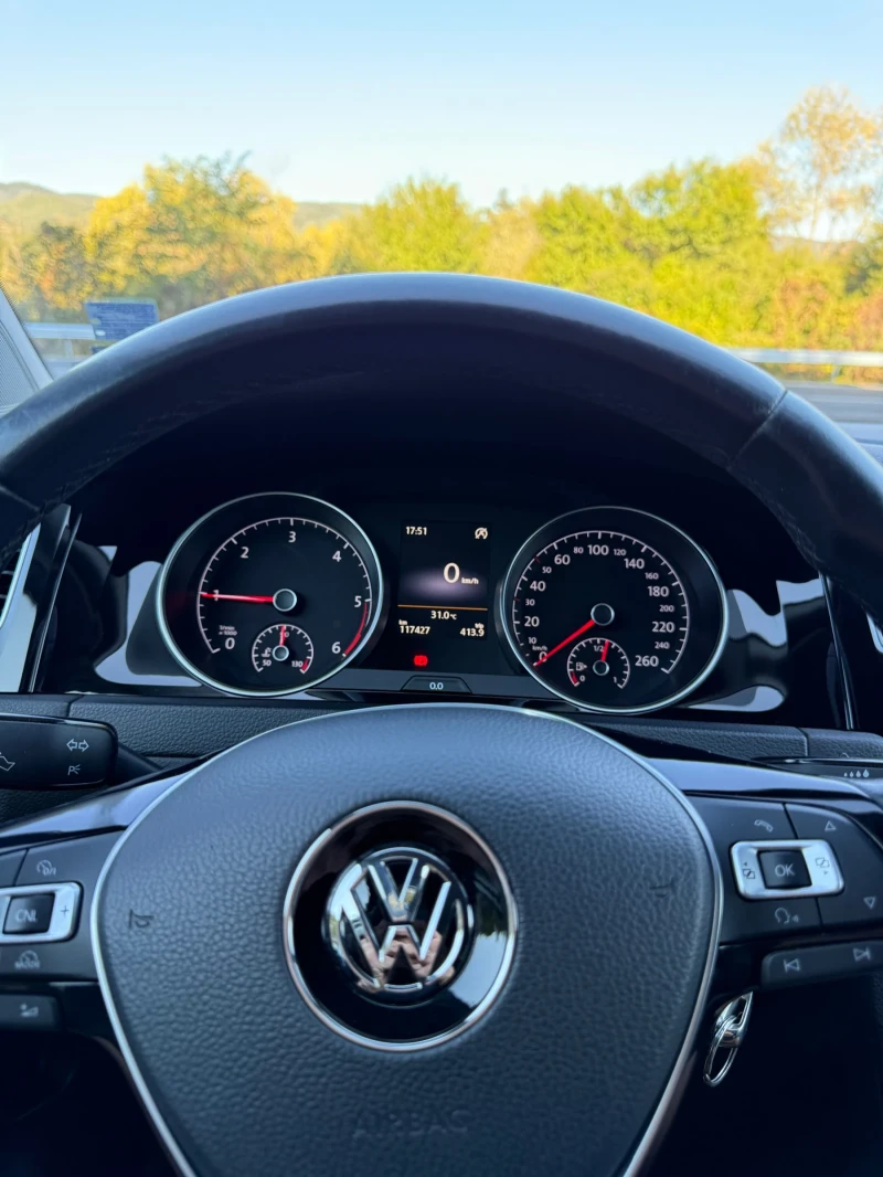 VW Golf 1.6 TDI, снимка 9 - Автомобили и джипове - 52686461