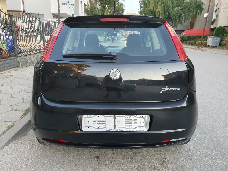 Fiat Punto 1.3MJet-ITALIA, снимка 4 - Автомобили и джипове - 51801993