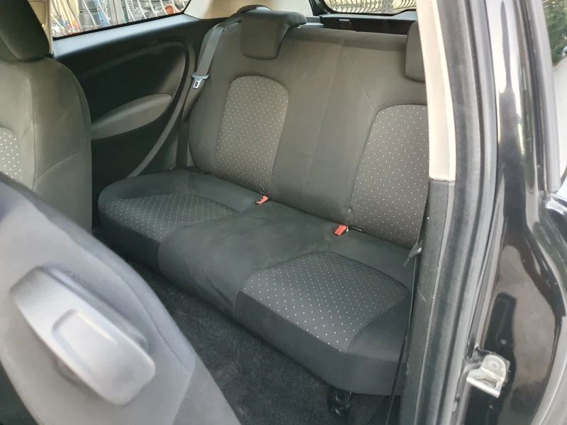 Fiat Punto 1.3MJet-ITALIA, снимка 13 - Автомобили и джипове - 51801993