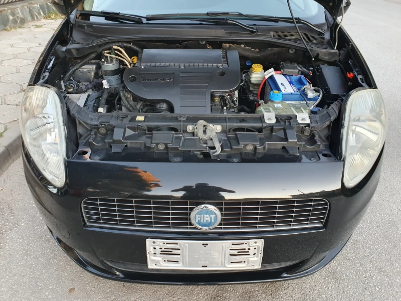 Fiat Punto 1.3MJet-ITALIA, снимка 9 - Автомобили и джипове - 51801993