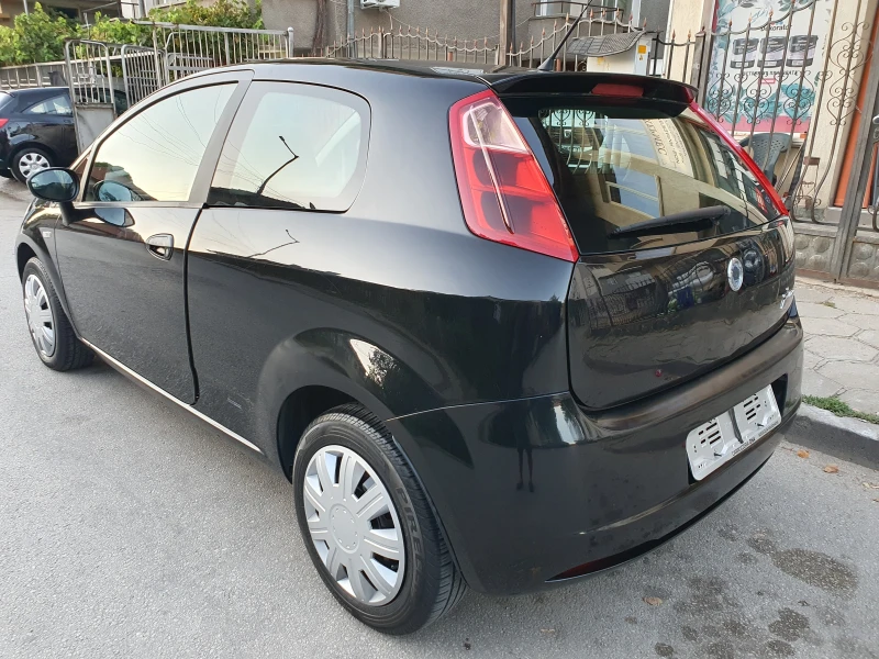 Fiat Punto 1.3MJet-ITALIA, снимка 5 - Автомобили и джипове - 51801993