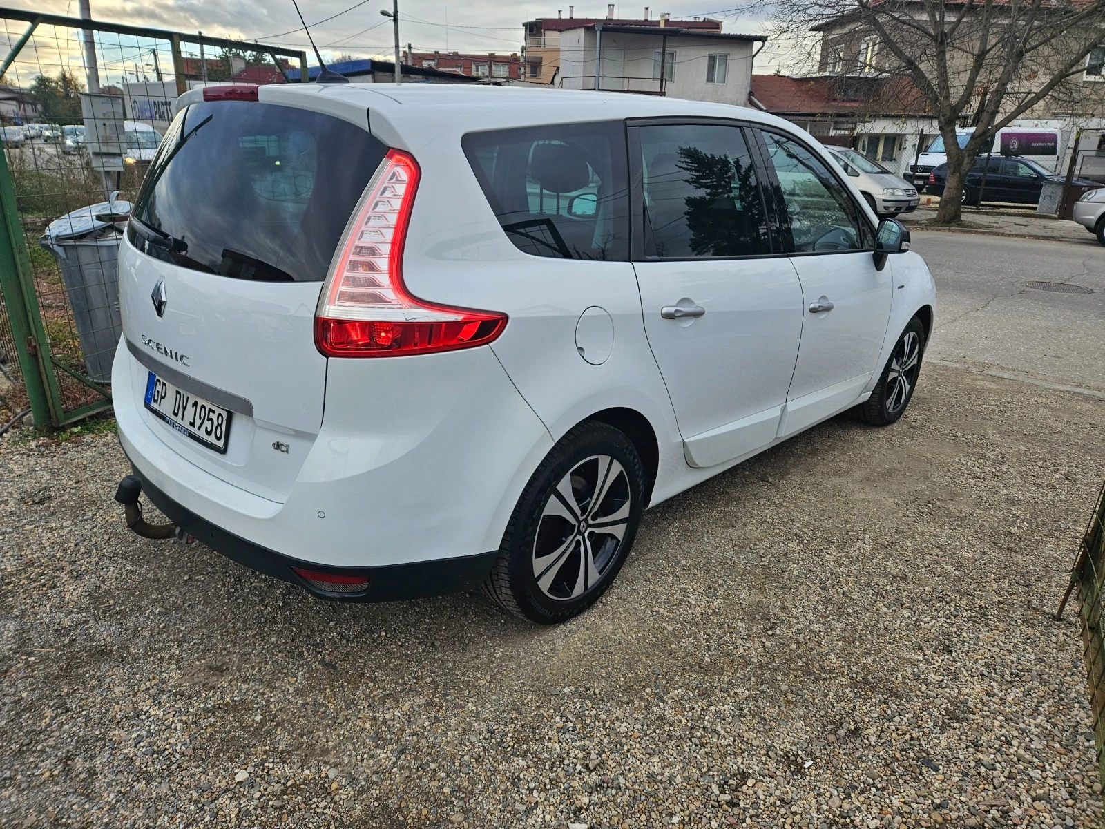 Renault Grand scenic 2.0D  Германия  - изображение 4