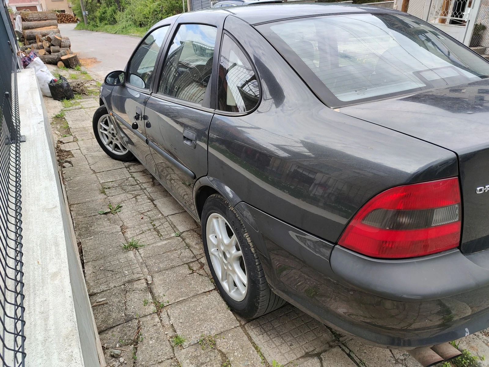 Opel Vectra 2.5 v6 Italia - изображение 4