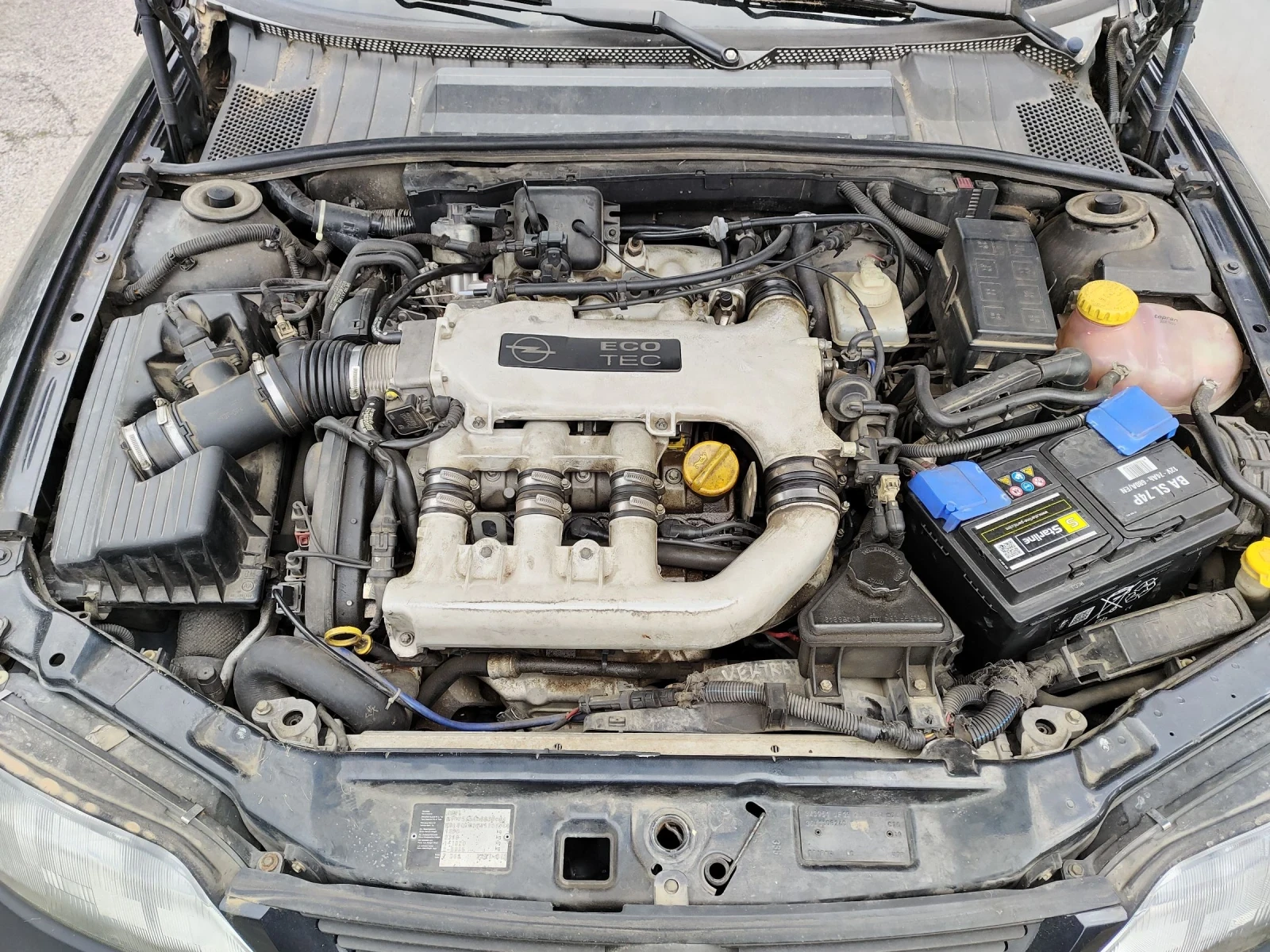 Opel Vectra 2.5 v6 Italia - изображение 8