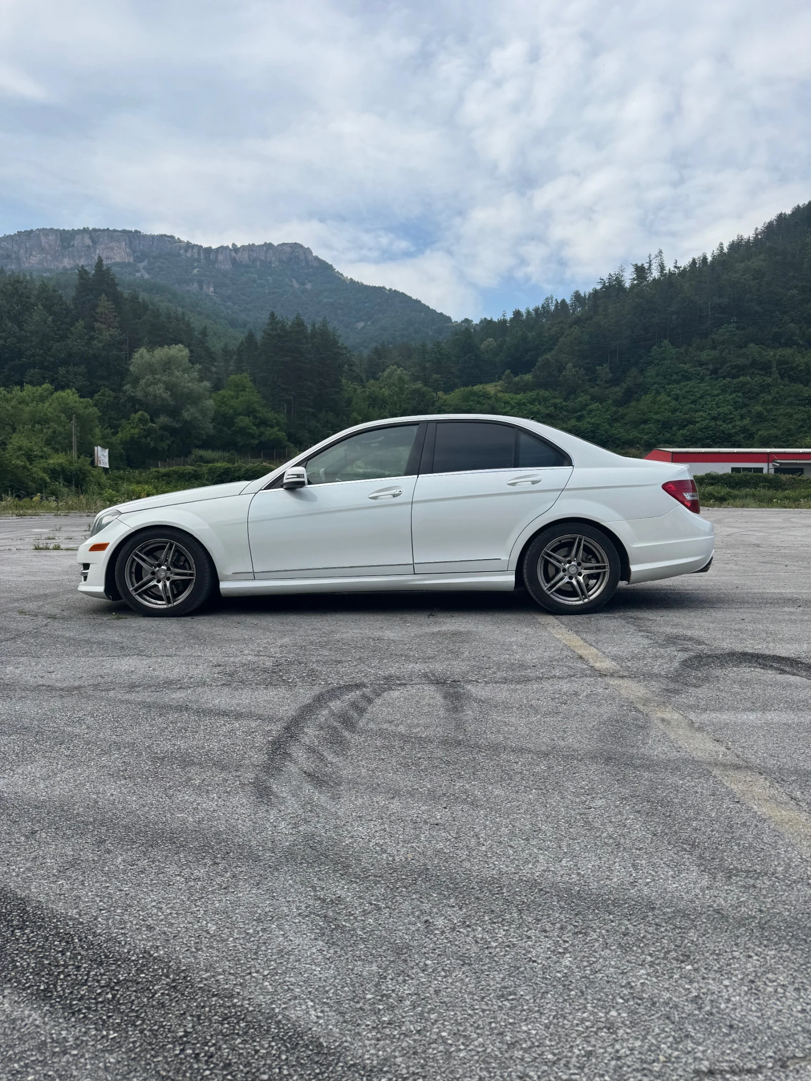 Mercedes-Benz C 300 4-Matic - изображение 6