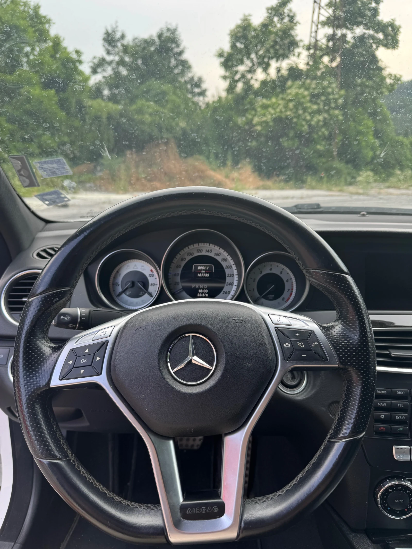 Mercedes-Benz C 300 4-Matic - изображение 10