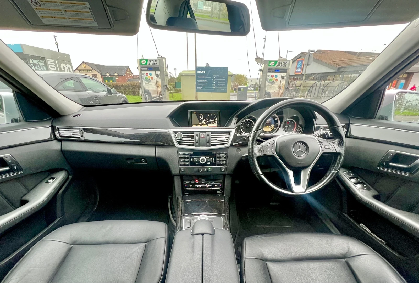 Mercedes-Benz E 220 BlueEFFICIENCY - изображение 6