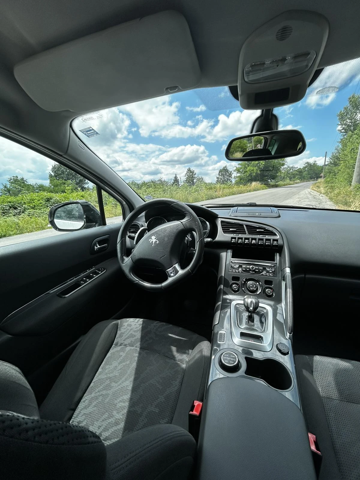 Peugeot 3008 2.0 Hybrid - изображение 8