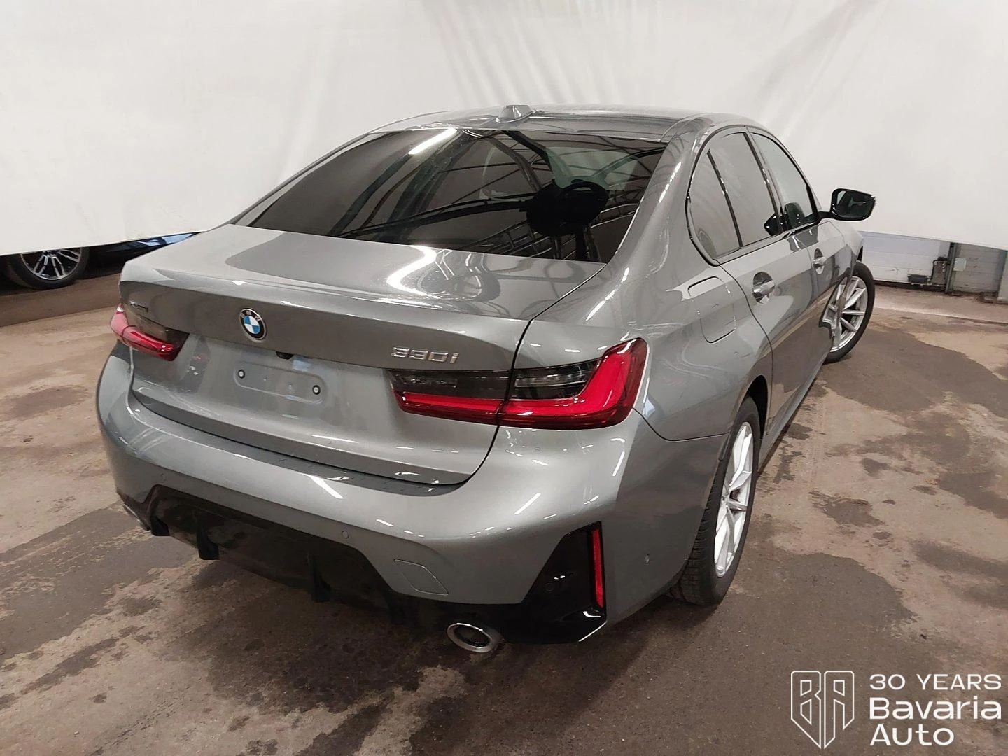 BMW 330 i xDrive M Sport Paket Sportautomatic - изображение 3