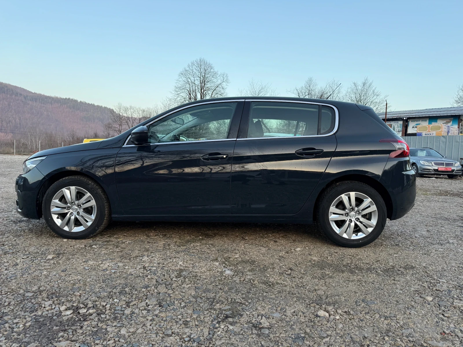 Peugeot 308 1.5HDI AUTOMAT 148000km - изображение 8