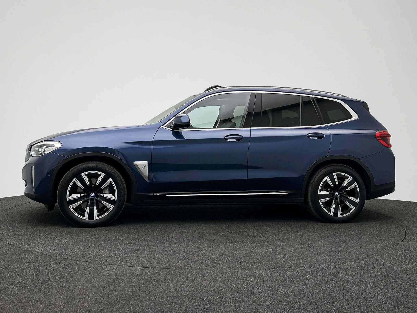 BMW iX3  74 kWh Лизинг - изображение 7