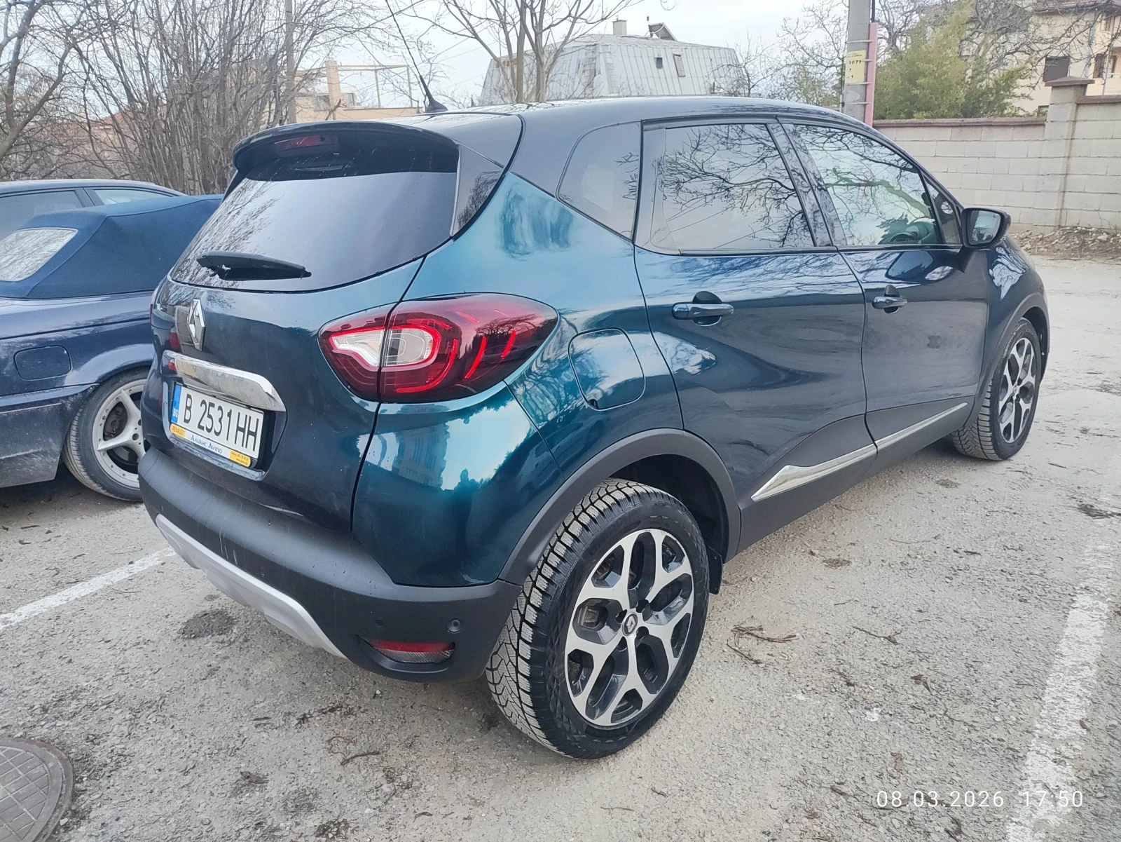 Renault Captur 1.4D, снимка 3 - Автомобили и джипове - 53828265