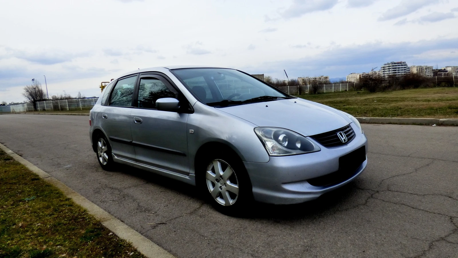 Honda Civic 1.6 V-TEC Facelift 110 HP , снимка 2 - Автомобили и джипове - 53928488