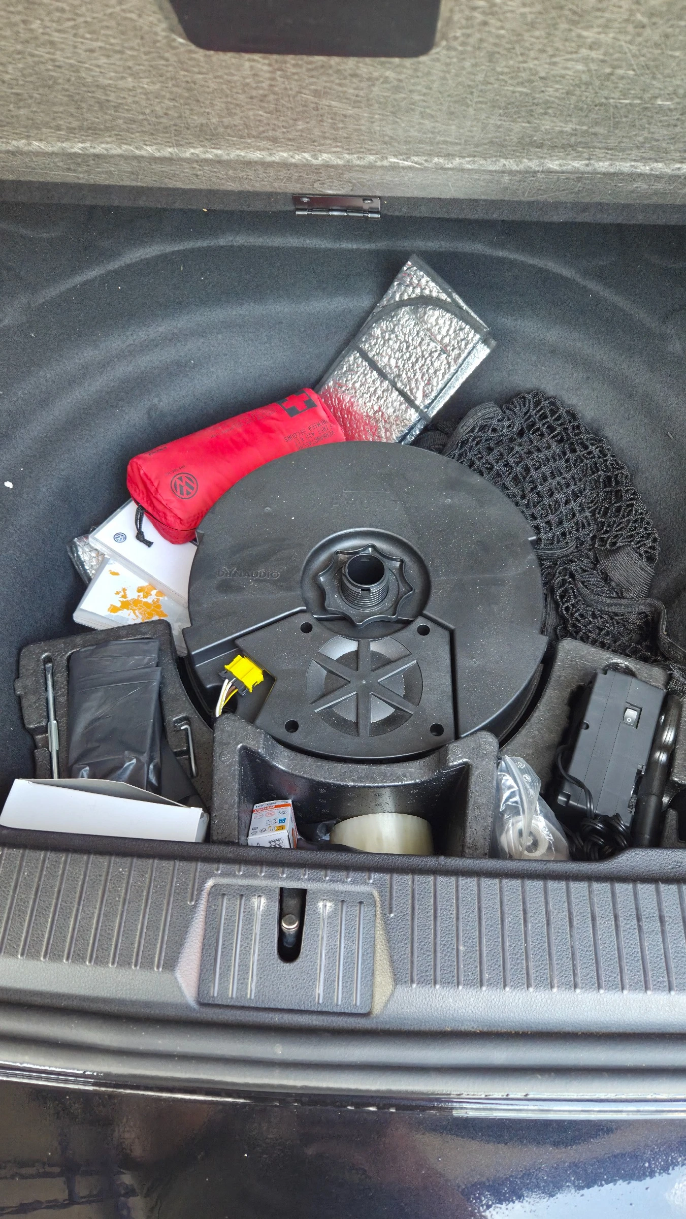 VW Passat, снимка 10 - Автомобили и джипове - 54099295