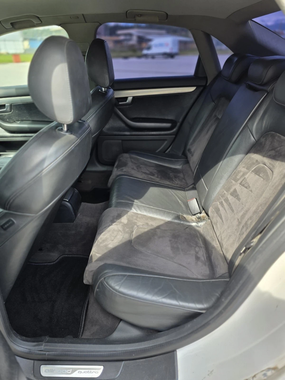 Audi A4 2.5 TDI BAU, снимка 9 - Автомобили и джипове - 54173158