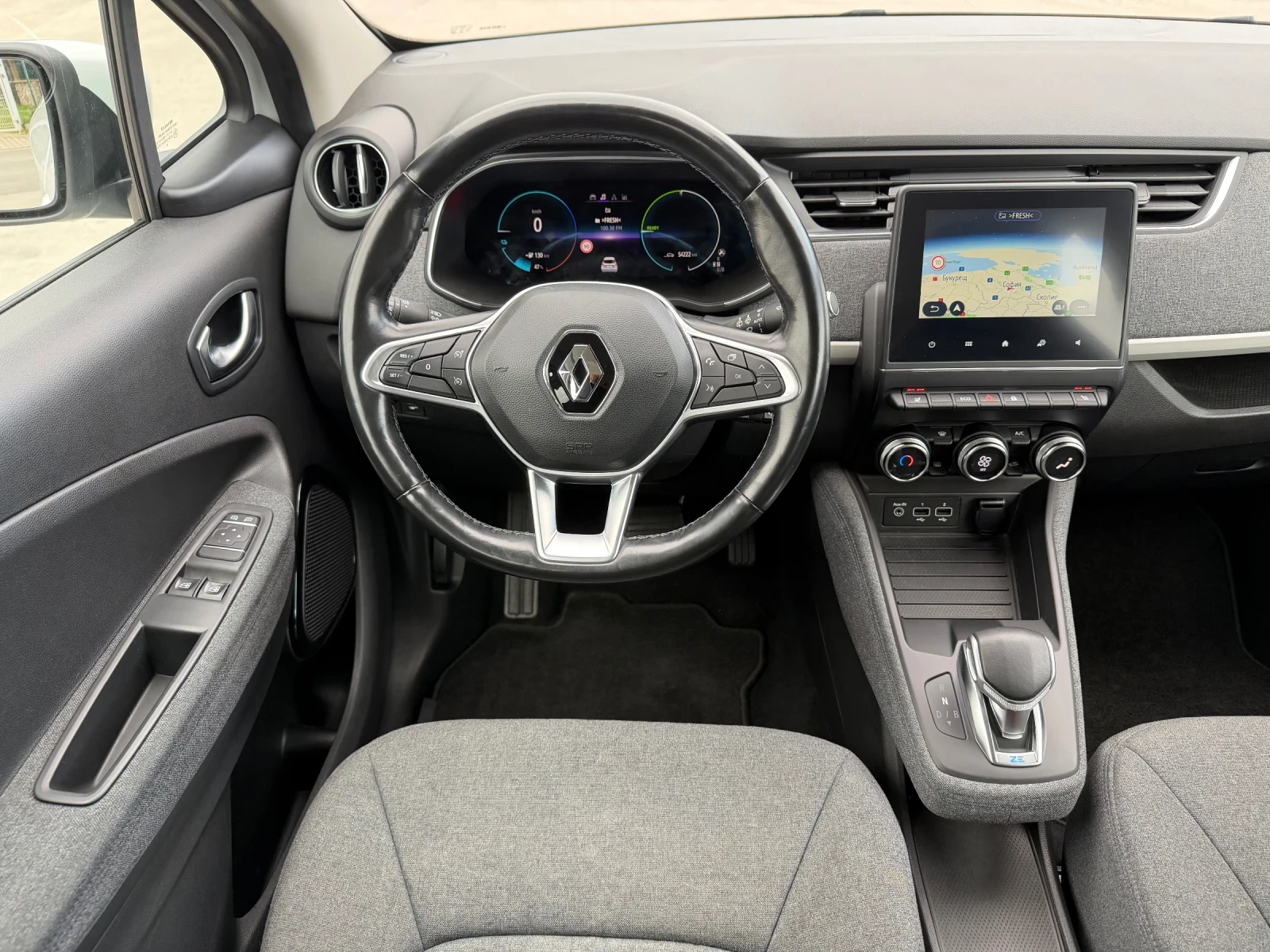 Renault Zoe Z.E.50 Germany , снимка 11 - Автомобили и джипове - 54385546