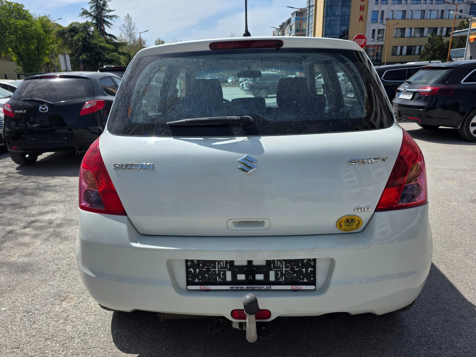 Suzuki Swift 1.3 4х4, снимка 8 - Автомобили и джипове - 54710250