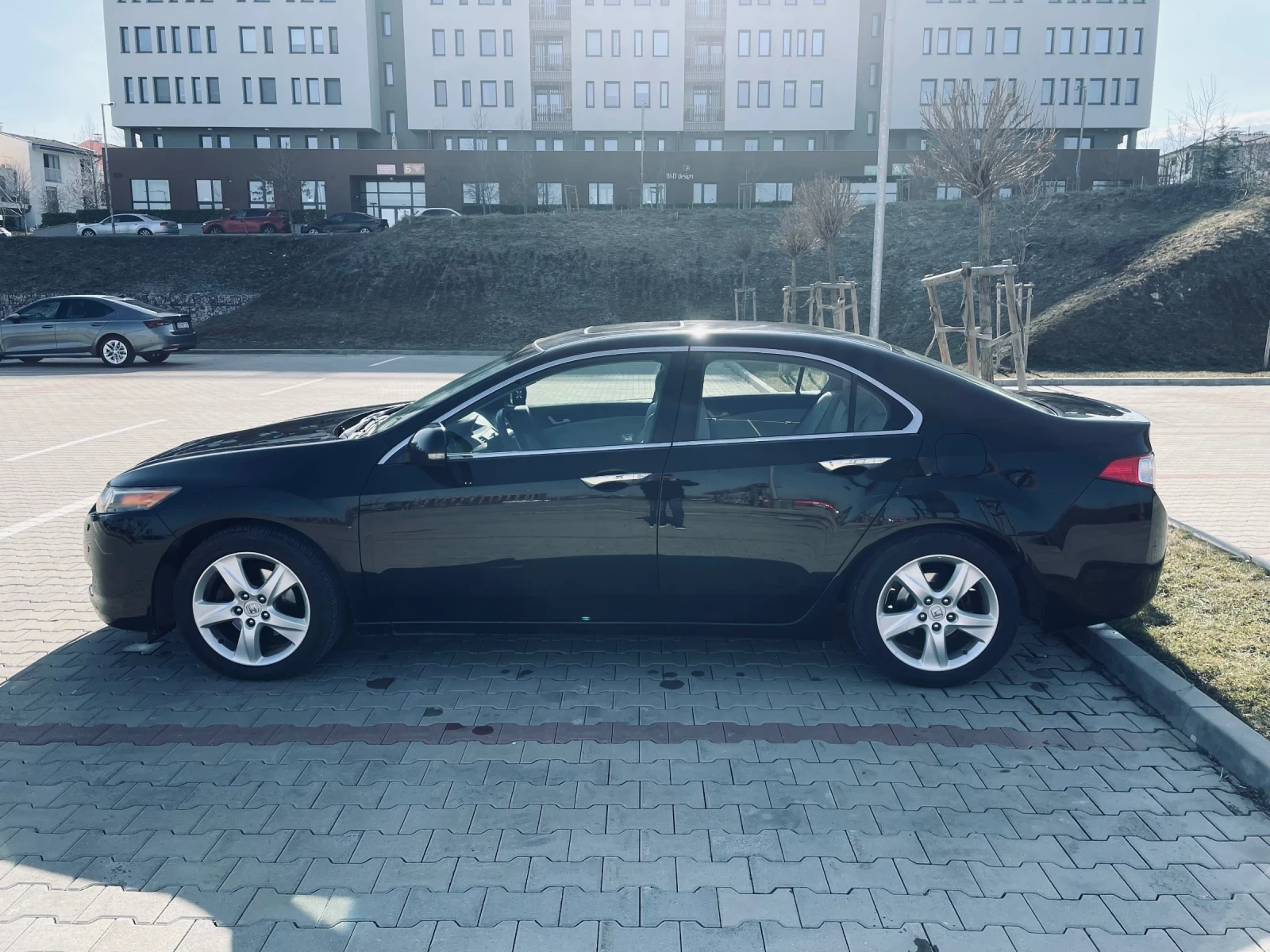 Honda Accord 2.0 Бензин Executive, снимка 6 - Автомобили и джипове - 54714857
