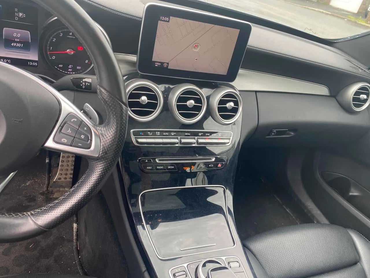 Mercedes-Benz C 400 * CARFAX * ОПЦИЯ ЗА ФИНАНСИРАНЕ, снимка 9 - Автомобили и джипове - 54963305