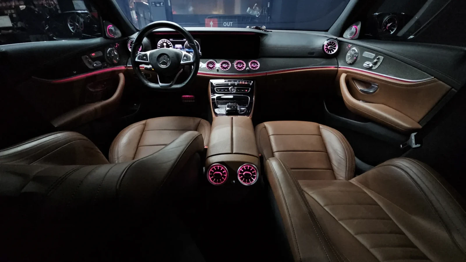 Mercedes-Benz E 300 AMG LINE | BURMESTER | ��������� | DISTRONIC | 360 | Mobile.bg � ����������� 16