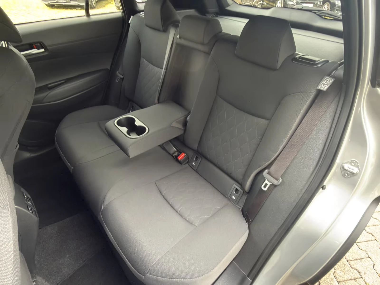 Toyota Corolla Cross HEV/140HP/STYLE/CAM/NAVI/LED/ACC/DIGI/502q, снимка 14 - Автомобили и джипове - 55348312