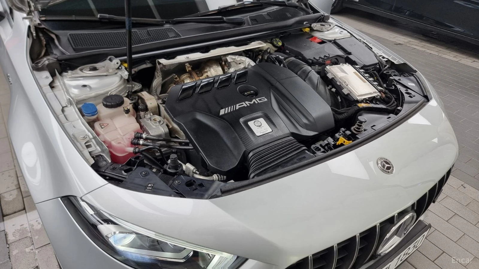 Mercedes-Benz A45 AMG 4MATIC* КОЖА* ПОДГРЕВ* КАМЕРА* NAVI* LED* , снимка 5 - Автомобили и джипове - 55449815