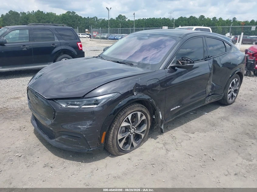 Ford Mustang Mach-E Premium, снимка 2 - Автомобили и джипове - 55469217