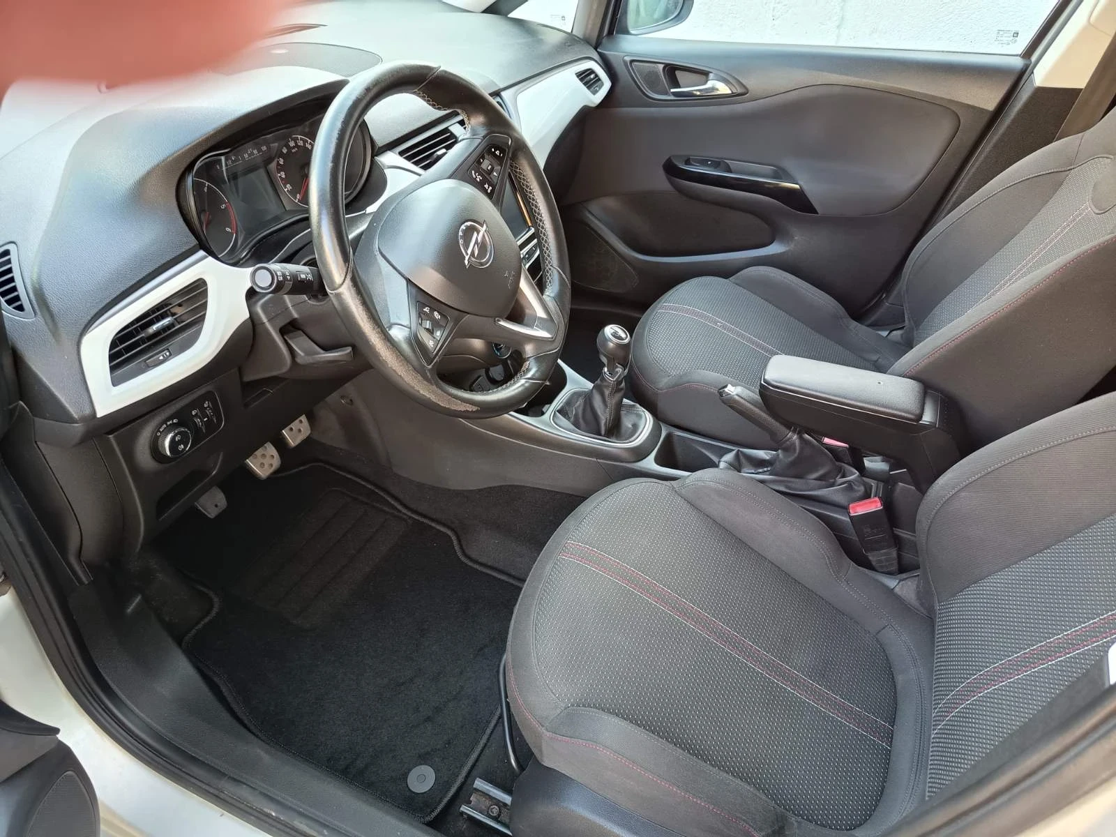 Opel Corsa Е, снимка 7 - Автомобили и джипове - 55669597