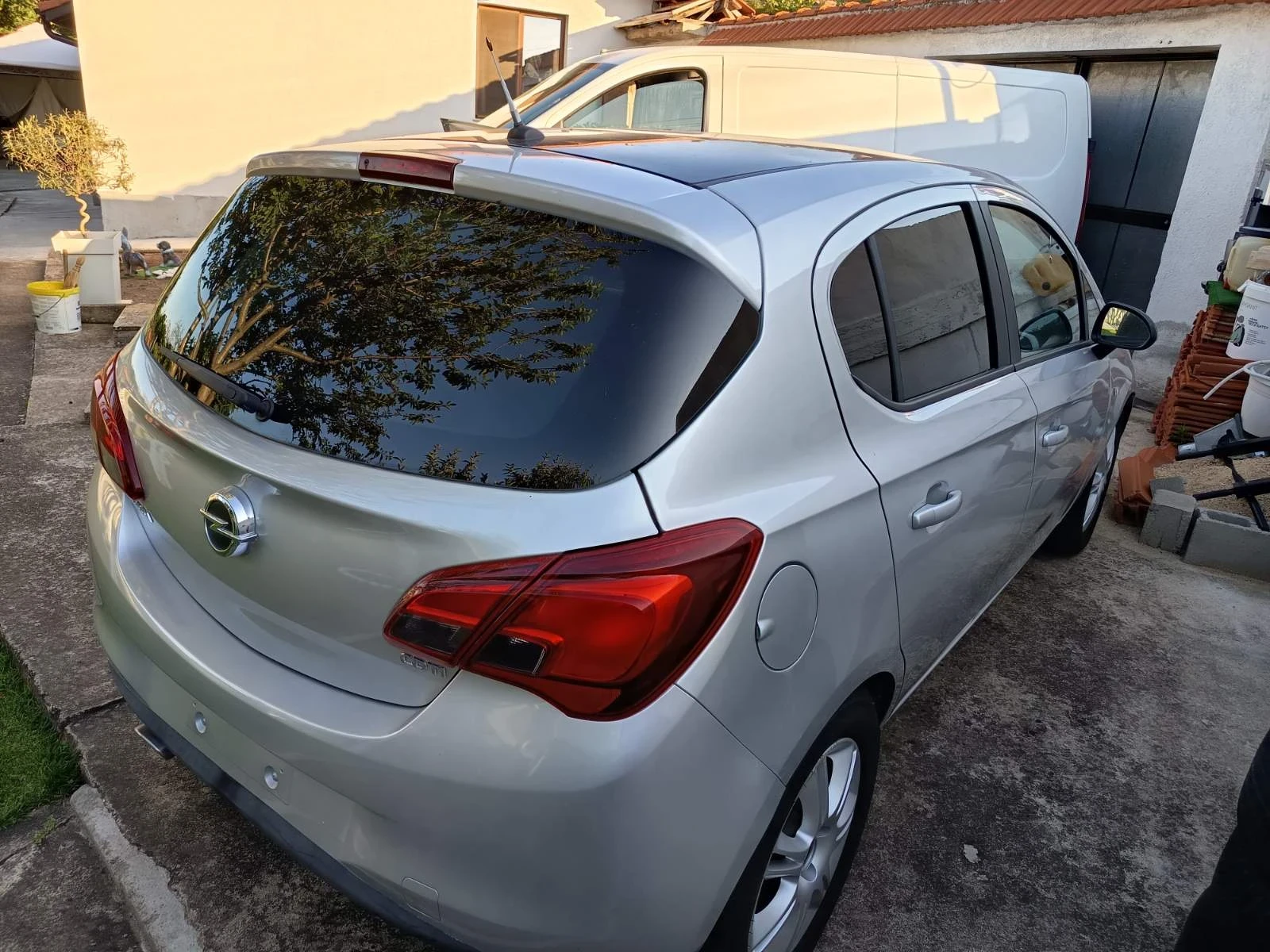 Opel Corsa Е, снимка 8 - Автомобили и джипове - 55669597
