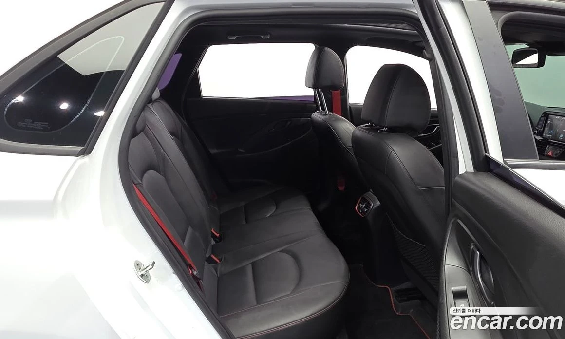 Hyundai I30 1.6 Turbo N Line, снимка 11 - Автомобили и джипове - 55965256
