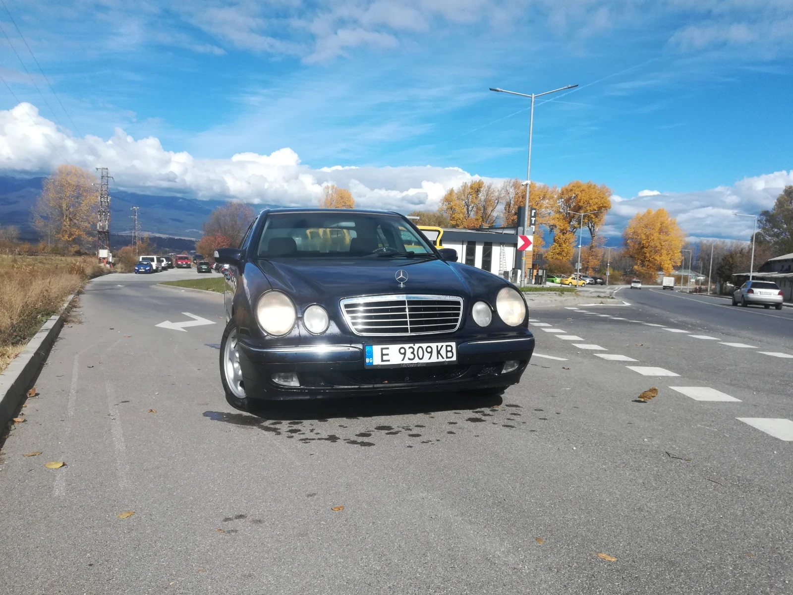 Mercedes-Benz E 270 CDI, снимка 6 - Автомобили и джипове - 56730123