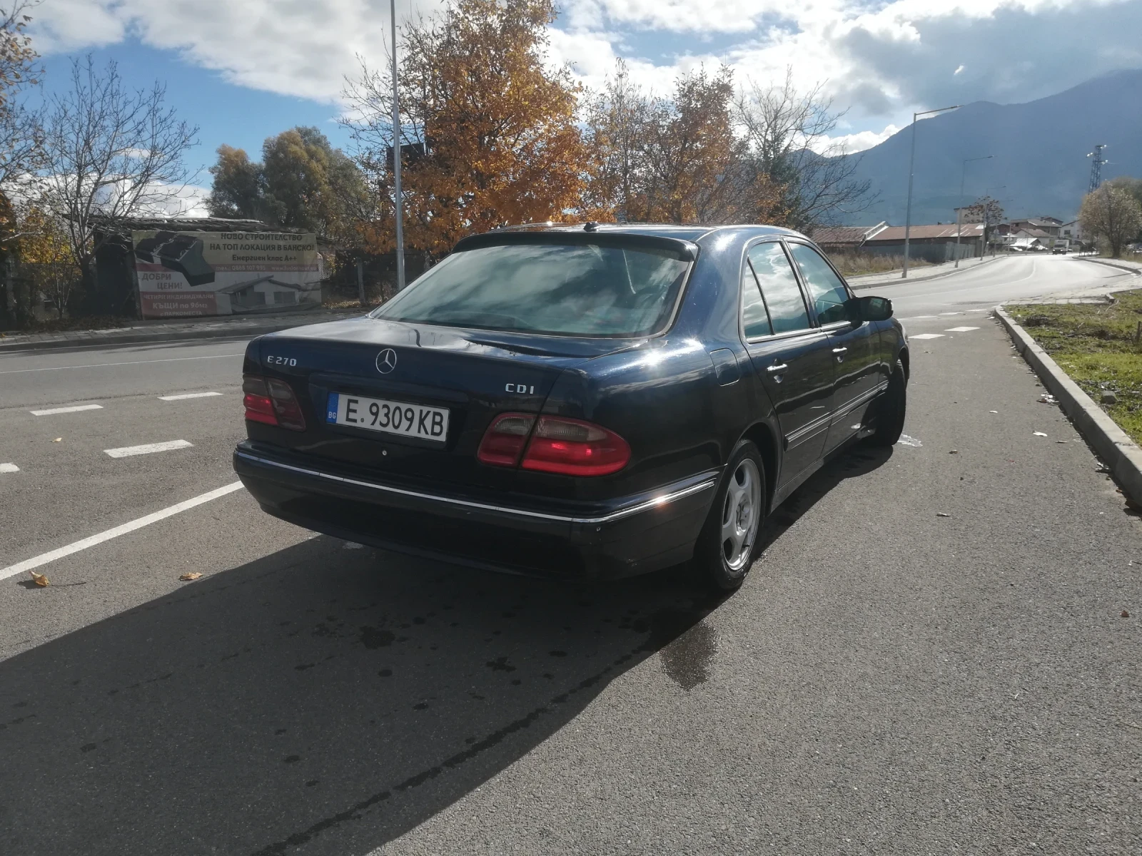 Mercedes-Benz E 270 CDI, снимка 5 - Автомобили и джипове - 56730123