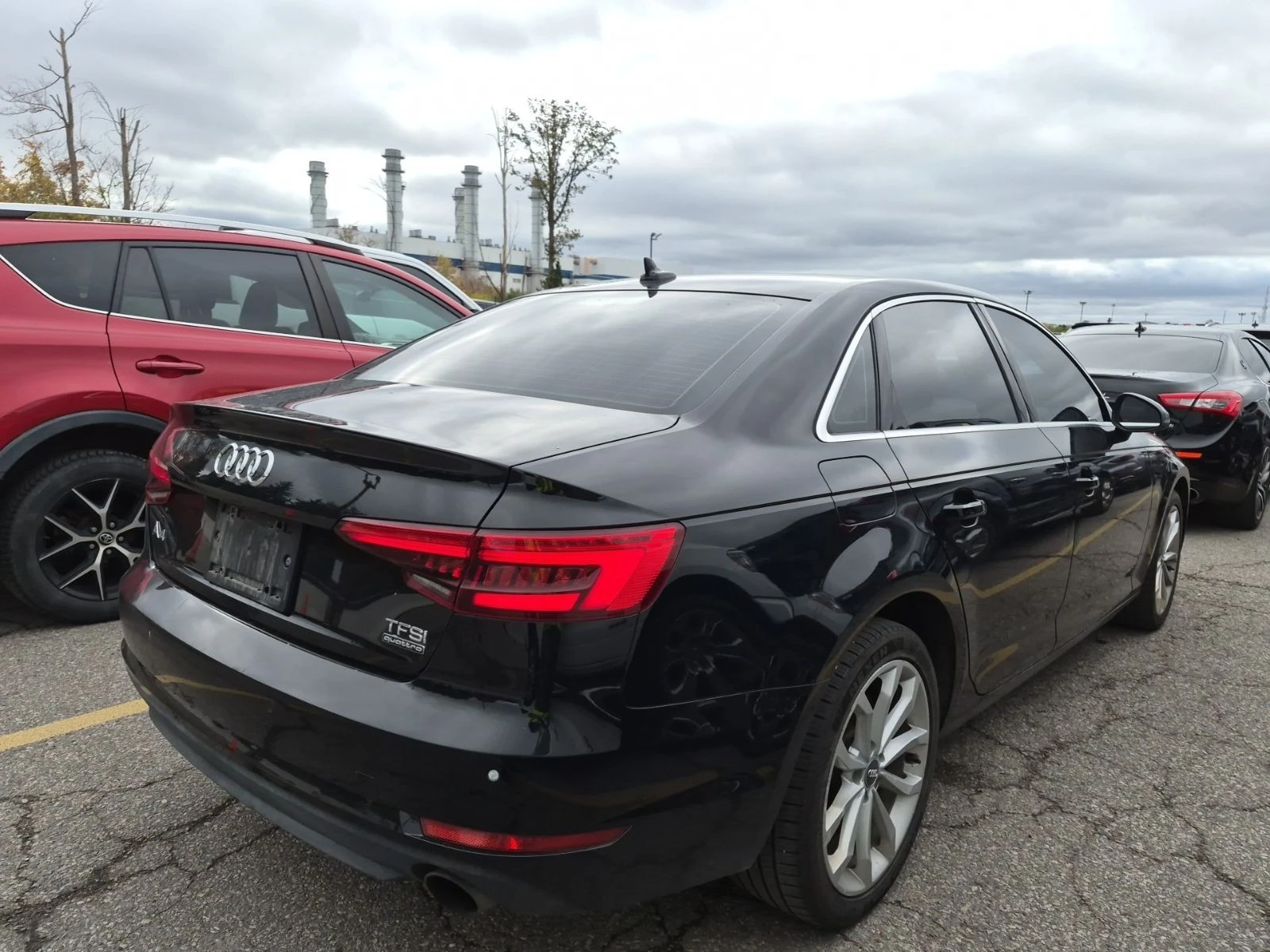 Audi A4 | QUATTRO | PROGRESSIV | Цена до Бг & АвтоКредит, снимка 6 - Автомобили и джипове - 56738627