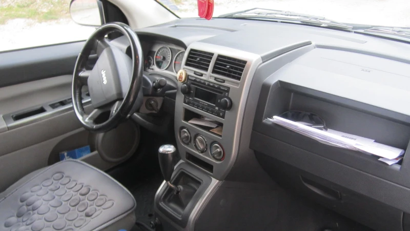 Jeep Compass 2.4/4* 4/gas, снимка 9 - Автомобили и джипове - 47436670