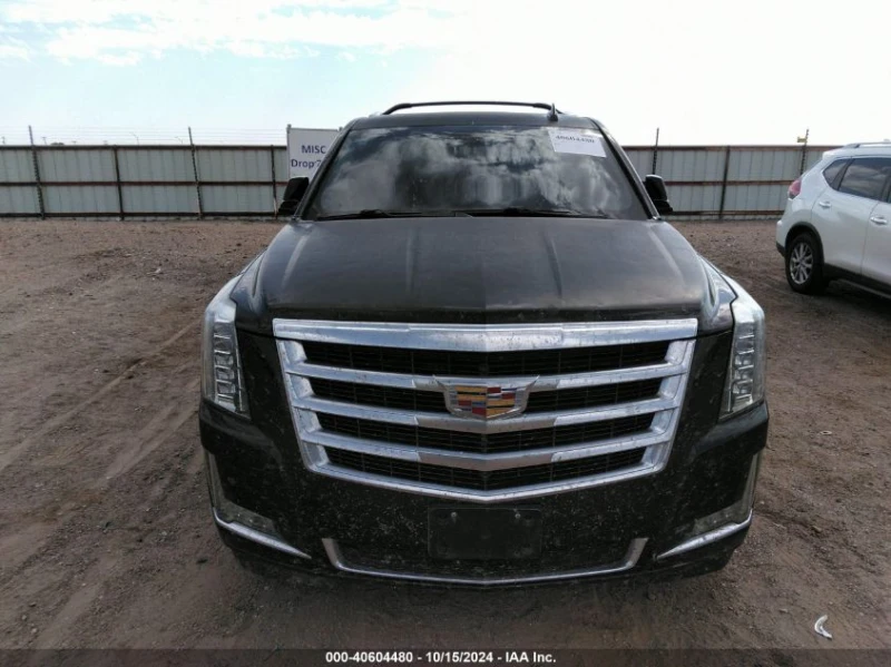 Cadillac Escalade LUXURY COLLECTION, снимка 2 - Автомобили и джипове - 48241677