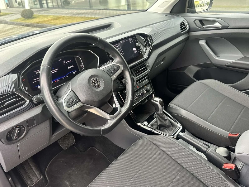 VW T-Cross Executive 1.0 TSI 95 7/DSG, снимка 5 - Автомобили и джипове - 48889962