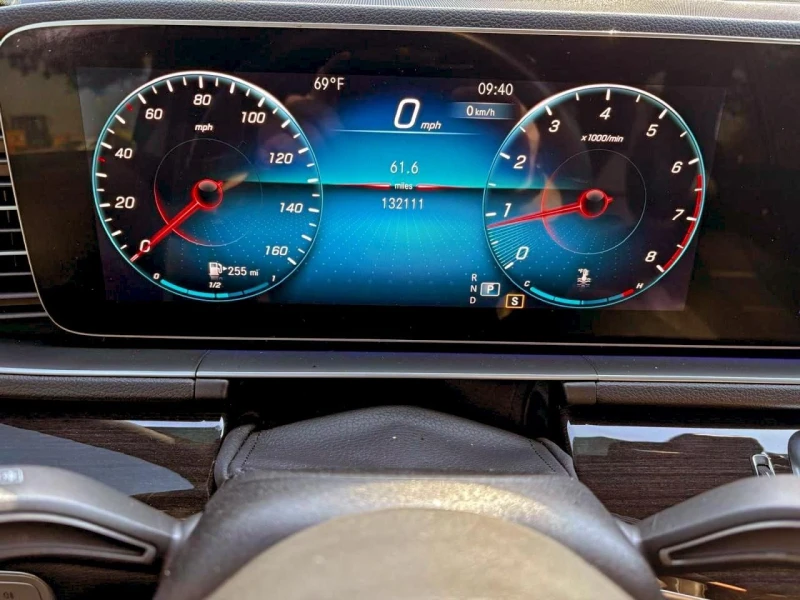 Mercedes-Benz GLE 350, снимка 8 - Автомобили и джипове - 53038234