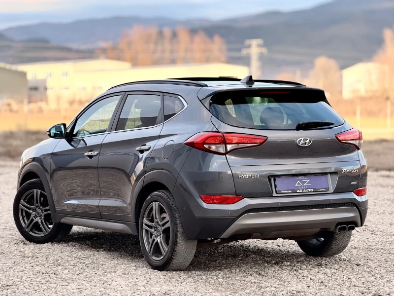 Hyundai Tucson 2.0 CRDi 4x4/ Premium/ Всички екстри/ История, снимка 4 - Автомобили и джипове - 53048437