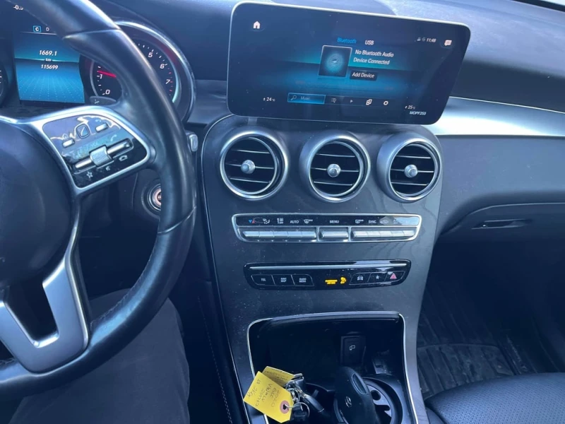 Mercedes-Benz GLC * 300 * CARFAX * БЕЗ ПЪРВОНАЧАЛНА ВНОСКА, снимка 9 - Автомобили и джипове - 53129566