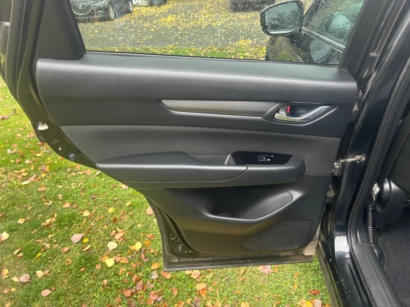 Mazda CX-5 * GX * CARFAX * БЕЗ ПЪРВОНАЧАЛНА ВНОСКА, снимка 9 - Автомобили и джипове - 53151069